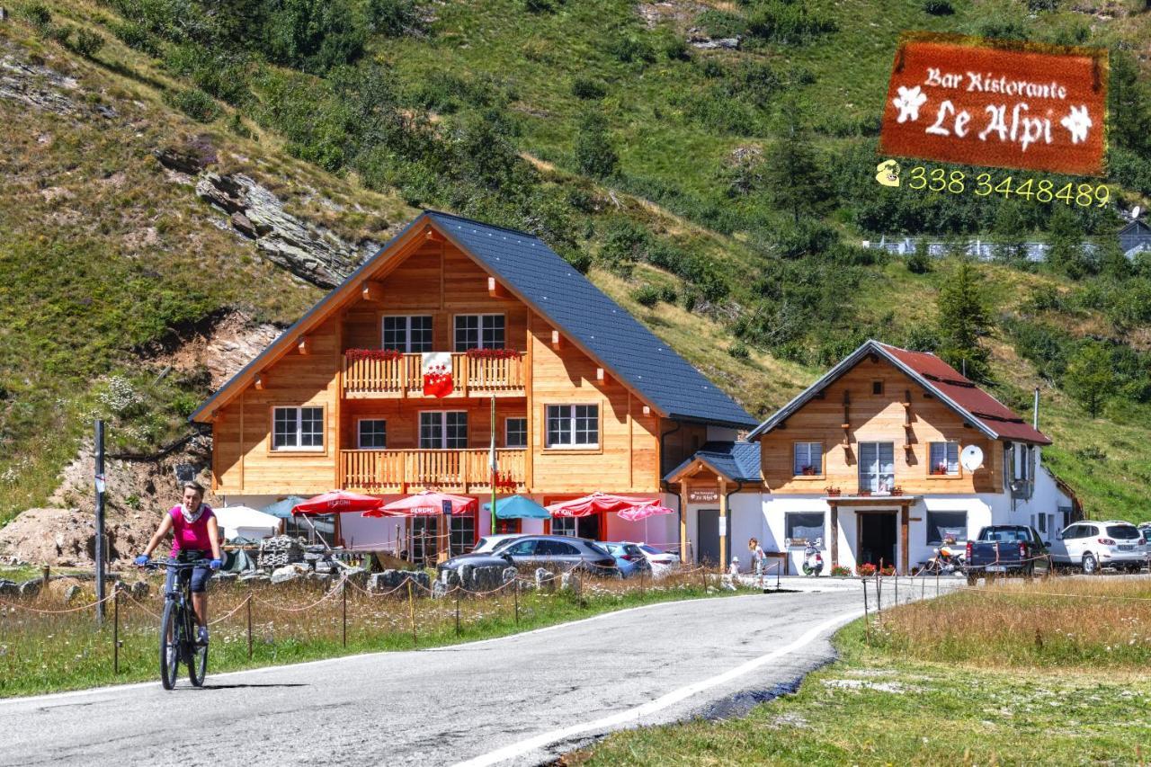 Albergo Ristorante Le Alpi La Frua Exterior photo